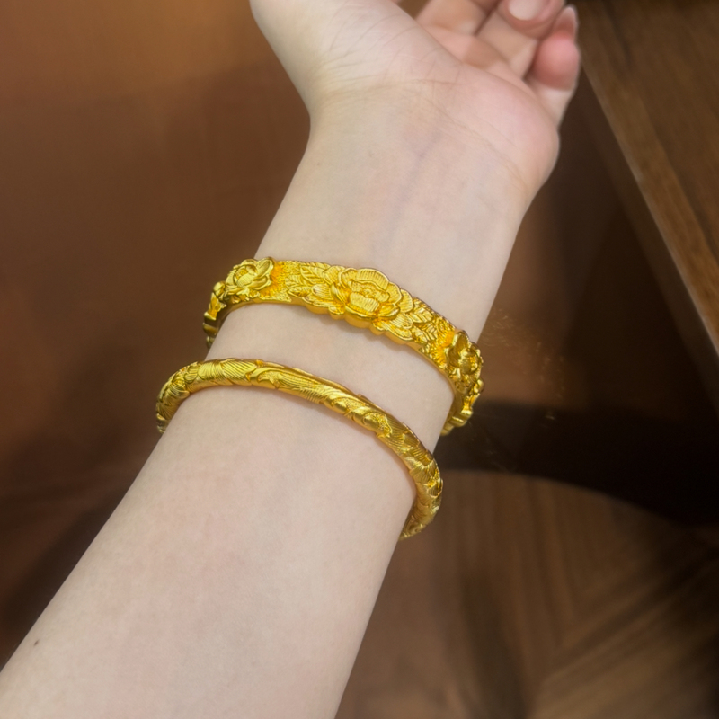 Kachunshi Gold-Plated Imitation Gold Heritage Engraved Peony Open Bracelet for Women, Vintage Bracelet in Gold Color, Classic Style Kachunshi Gold-Plated Imitation Gold Heritage Engraved Peony Open Bracelet for Women, Vintage Bracelet in Gold Color, Classic Style