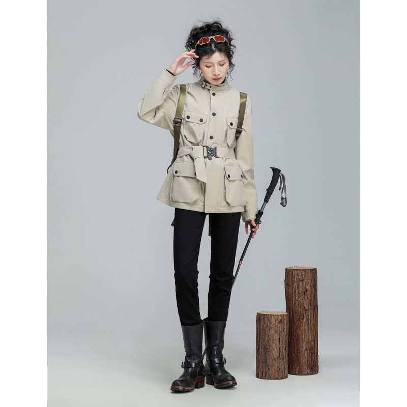 Cow Ridder Outdoor Hunting Style Short Jacket for Women, Spring and Autumn Mountaineering Windproof and Waterproof Work Jacket
