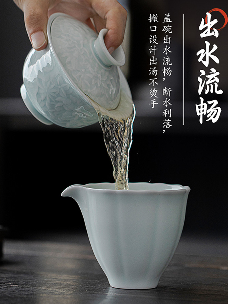 Jingdezhen 2026 New Model Kung Fu Tea Set for Home Use, Light Luxury High-End Gaiwan Master Cup, Gift Box for Elders