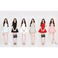 Летний корсет, дизайнерский костюм, короткая белая юбка, тренд сезона, яркий броский стиль, французский стиль