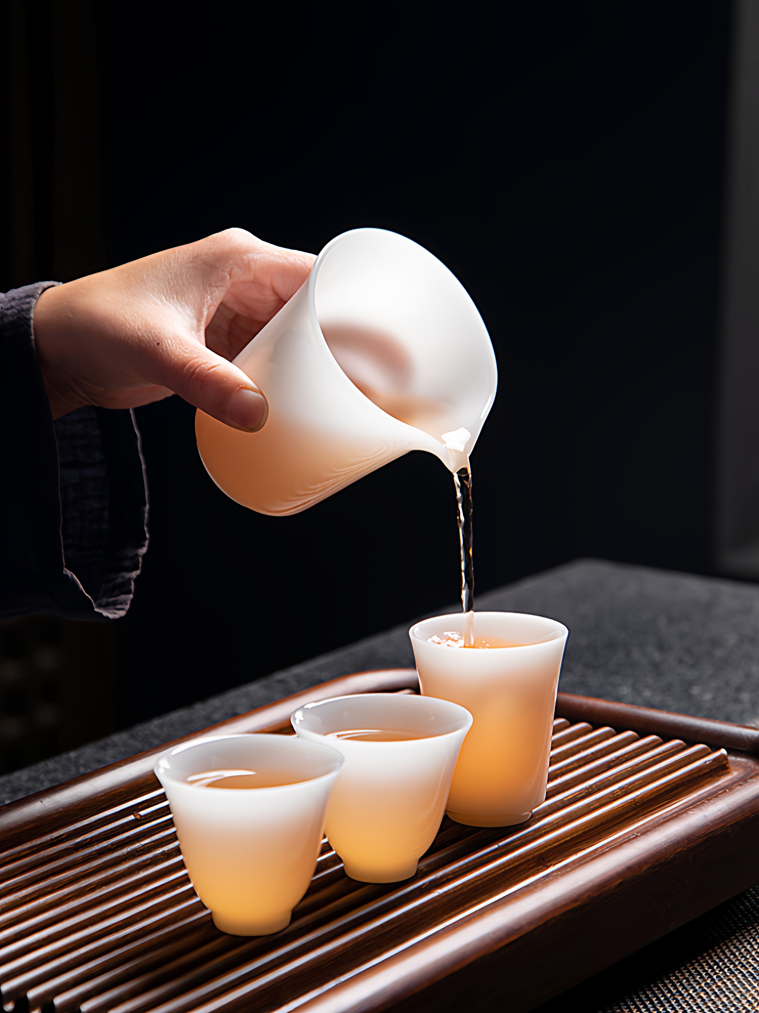 High-End Ice Jade Kung Fu Tea Set for Home Use, Light Luxury Jade Porcelain Kung Fu Gaiwan Tea Cup, Premium Gift Box