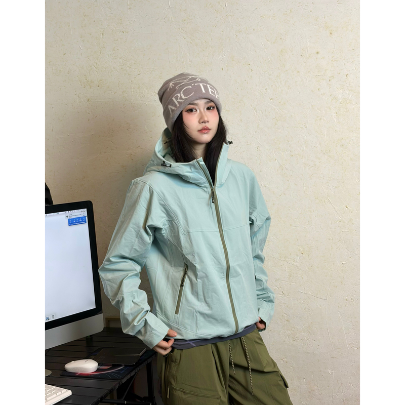 [Actual Photos Taken by the Shop Owner] Niaojia One-Way Moisture-Wicking, Wear-Resistant, Water-Repellent, Unisex Outdoor Hooded Softshell Jacket