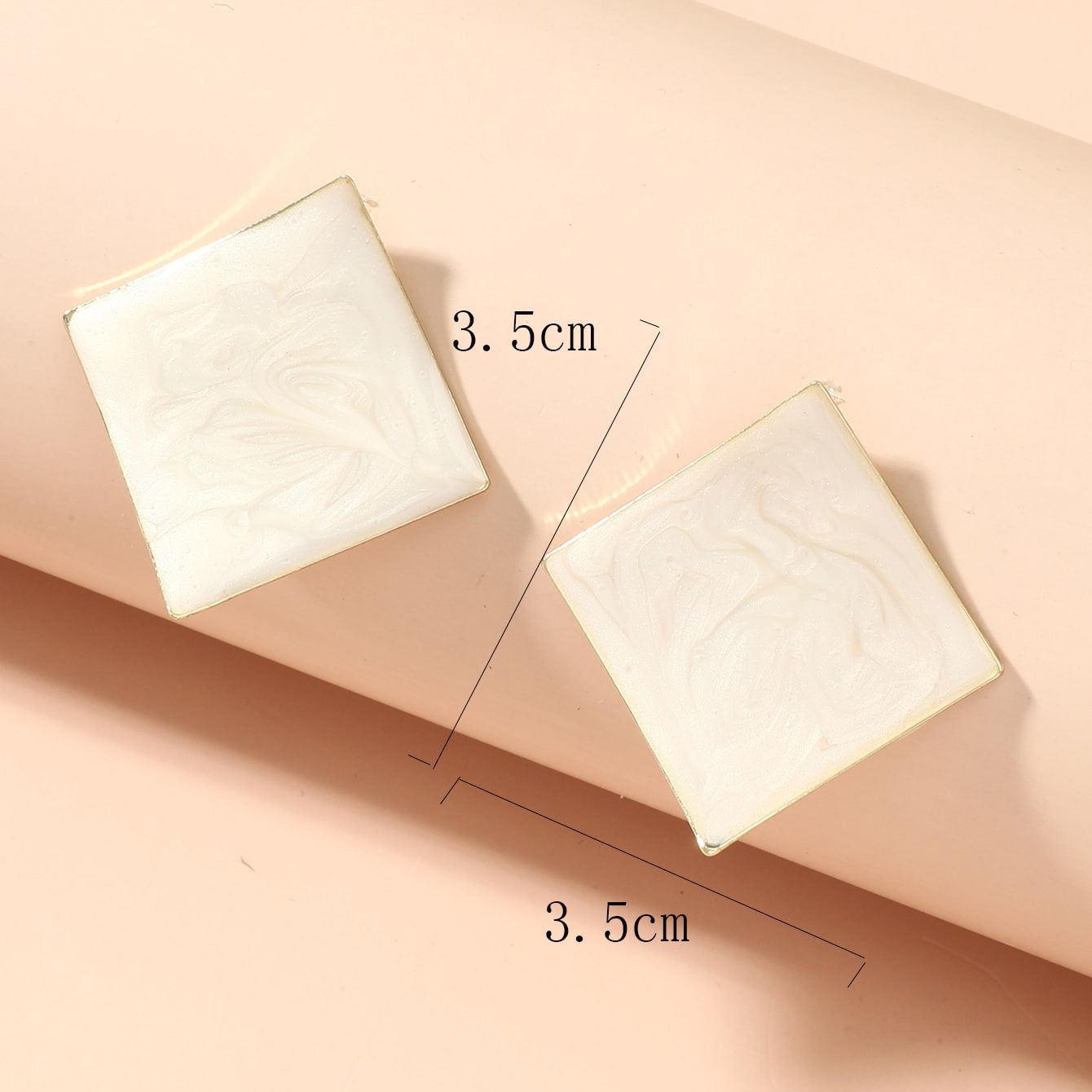 O1CN01MeFeO81zxIPGZAXAN !!2219575066780