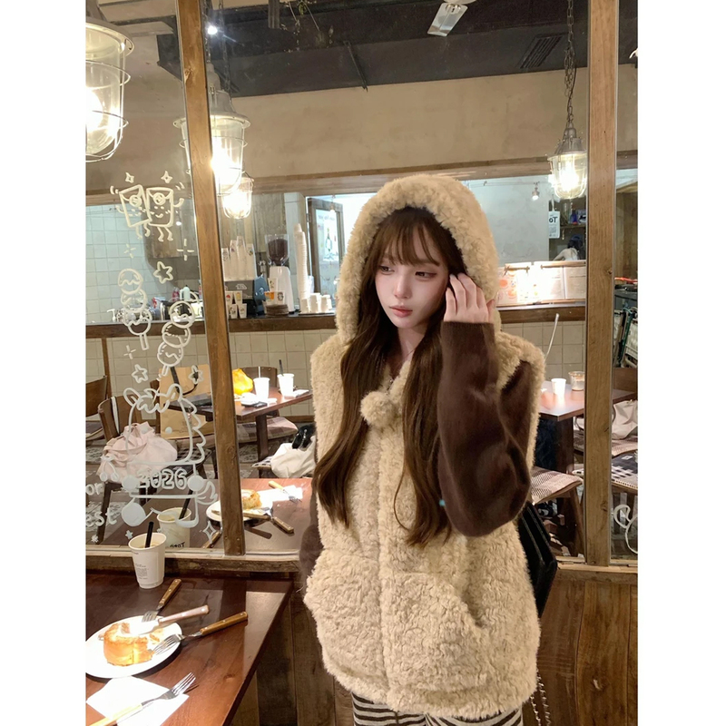 Seven-Eighths Fullness~Furry Hooded Top for Women, New Autumn and Winter Style, Warm Lamb Wool Coat for Petite Figures, Furry Vest Seven-Eighths Fullness~Furry Hooded Top for Women, New Autumn and Winter Style, Warm Lamb Wool Coat for Petite Figures, Furry Vest