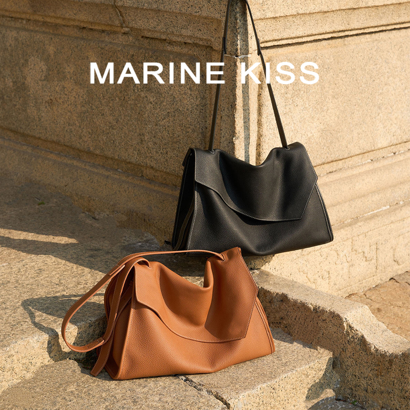 Women's Shoulder Bag 2026 New Model Large Capacity Commuter Bag High-End Light Luxury Niche Unique Crossbody Bag Messenger Bag Women's Shoulder Bag 2026 New Model Large Capacity Commuter Bag High-End Light Luxury Niche Unique Crossbody Bag Messenger Bag