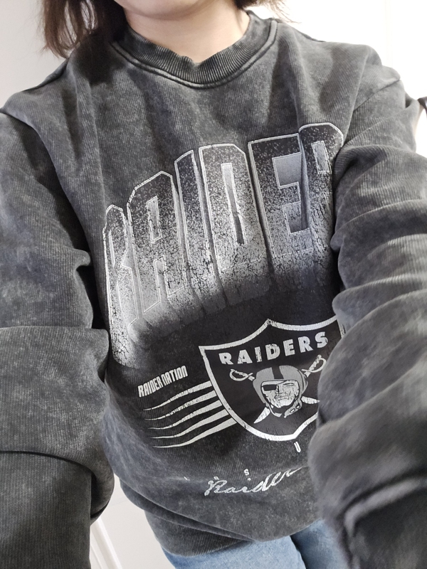 2026 New Nfl Football Team Raiders American Retro Washed Distressed Autumn and Winter Thin Fleece Casual Crewneck Sweatshirt