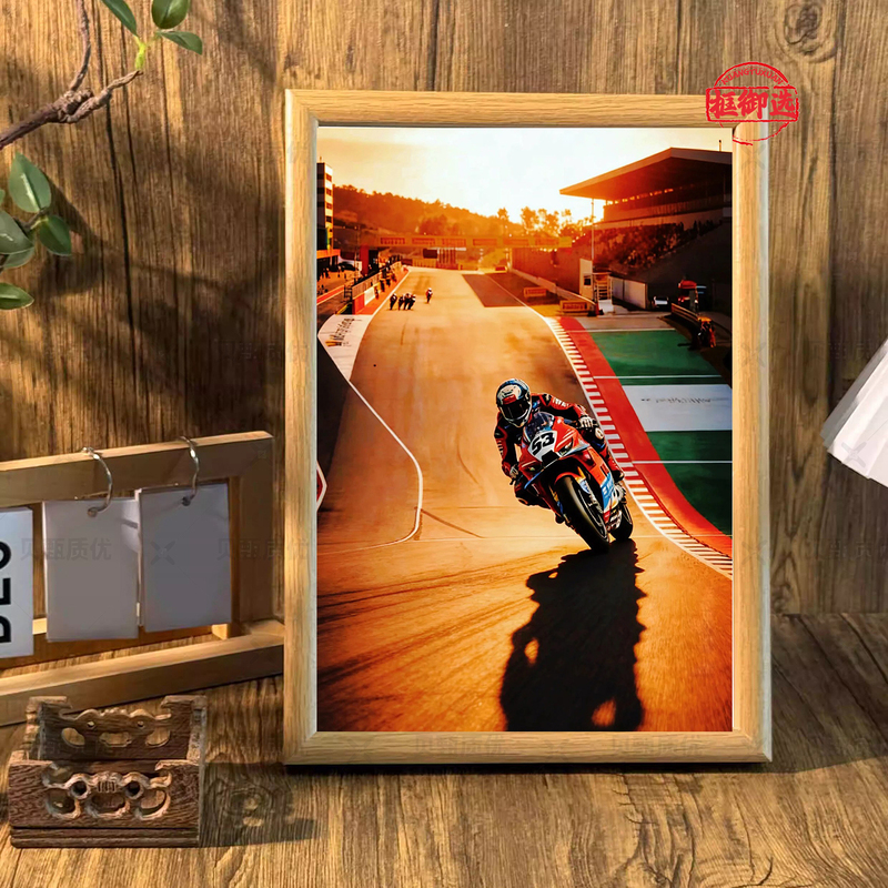 Zhang Xue Motorcycle Wsbk Championship World Famous Painting 4-Second Vacuum Zone Photo Frame Display Stand Store Desktop Decoration Item