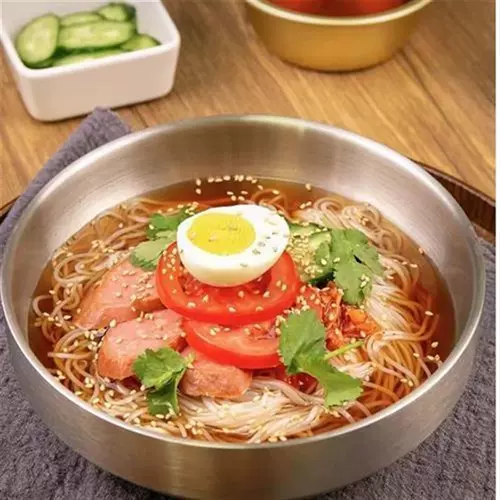 Новая северо -восточная лапша 330 г/упаковка *8 пакетов пшеничной лапши в летней сладкой и кишечной холодной миксе