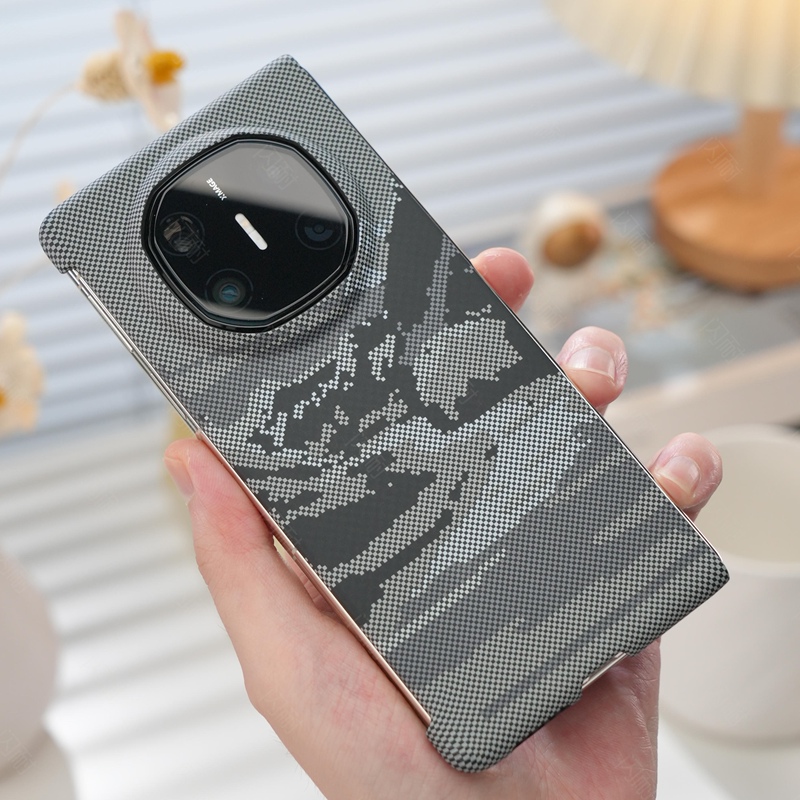 Flash-Resistant Case Suitable for Huawei Mate X6 Collector's Edition, Snow Mountain River Carbon Fiber Pattern, Huawei Mate X5 Luminous New Protective Case, Mate X3 Glowing Hard Case, Anti-Drop Personalized Phone Back Cover Flash-Resistant Case Suitable for Huawei Mate X6 Collector's Edition, Snow Mountain River Carbon Fiber Pattern, Huawei Mate X5 Luminous New Protective Case, Mate X3 Glowing Hard Case, Anti-Drop Personalized Phone Back Cover
