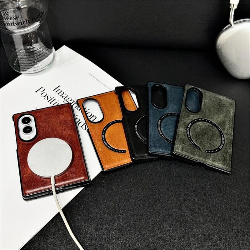 High-End Crazy Horse Pattern Leather Case Suitable for Samsung Z Fold8 Phone, Samsung Galaxy Z Fold8 Ultra Magnetic Wireless Charging, Z Fold7 Simple Niche Style, W26 Fashionable High-End W25 Leather Case High-End Crazy Horse Pattern Leather Case Suitable for Samsung Z Fold8 Phone, Samsung Galaxy Z Fold8 Ultra Magnetic Wireless Charging, Z Fold7 Simple Niche Style, W26 Fashionable High-End W25 Leather Case