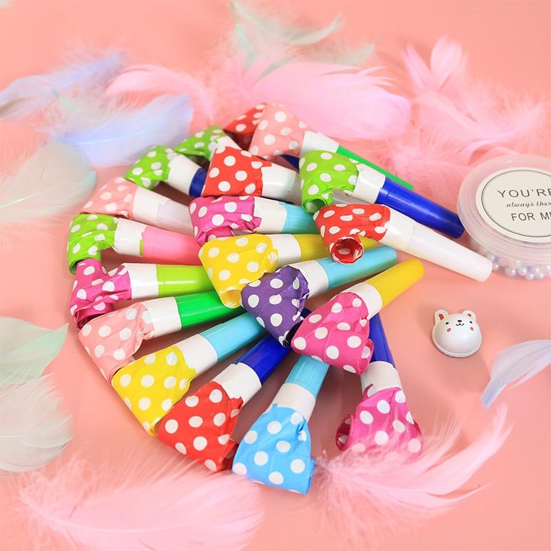 缤纷色彩中的欢乐魔法：彩色吹吹卷波点吹龙口哨