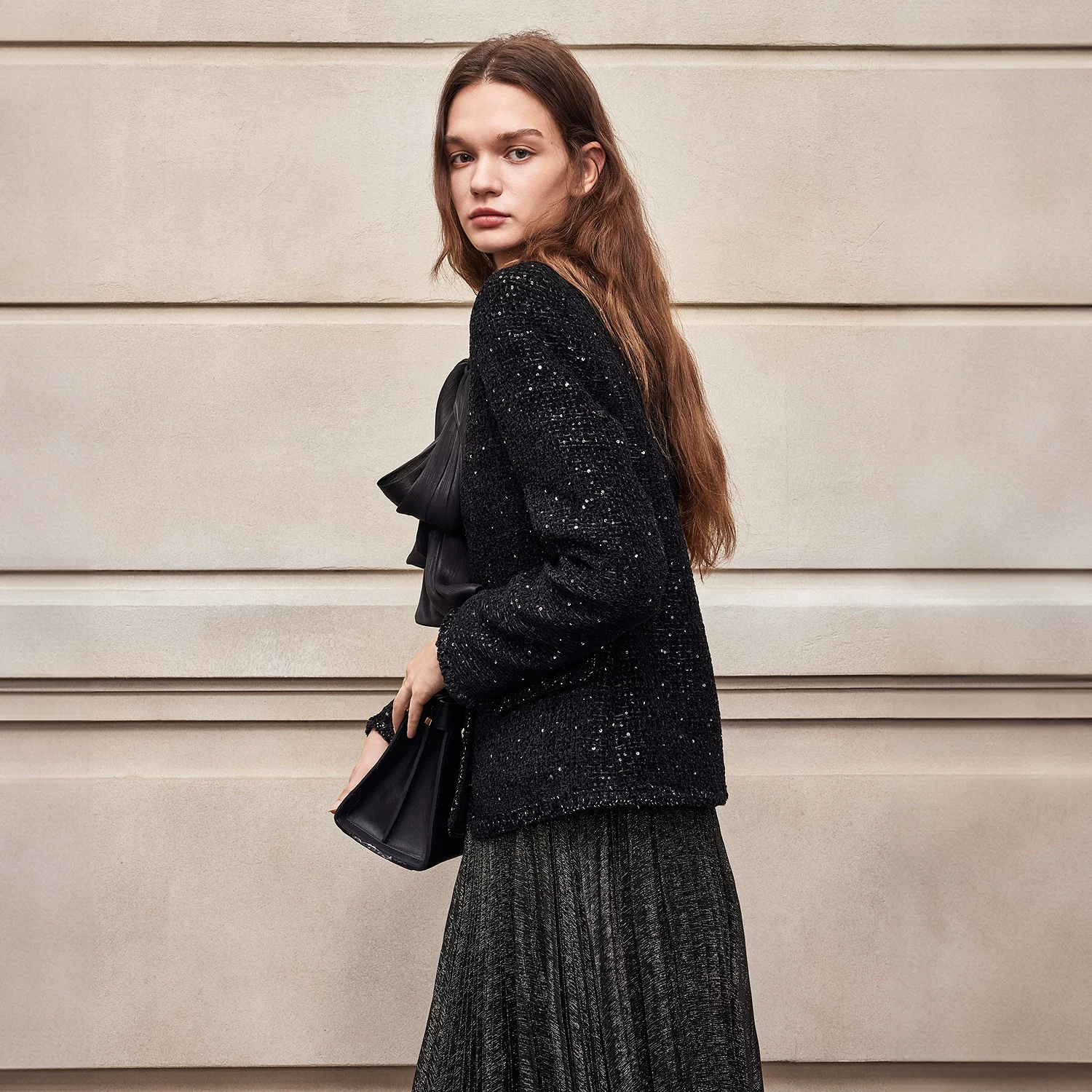 Демисезонный дизайн ногтевого декора, куртка, тренд сезона, стиль Chanel