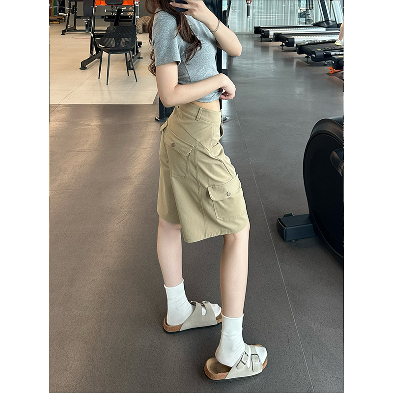 Huang Jiji Khaki American-Style Work Shorts for Women 2026 Summer New High-Waisted Slimming Lazy Casual Sports Shorts
