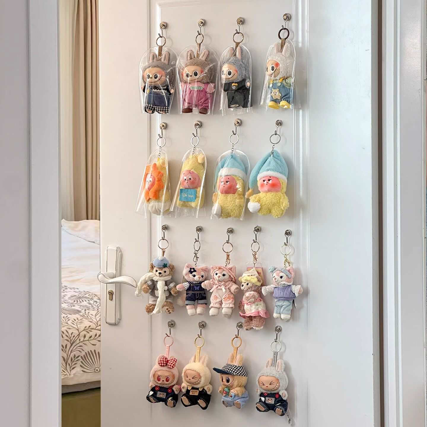 Labubu magnetic hook display stand: the ultimate storage solution