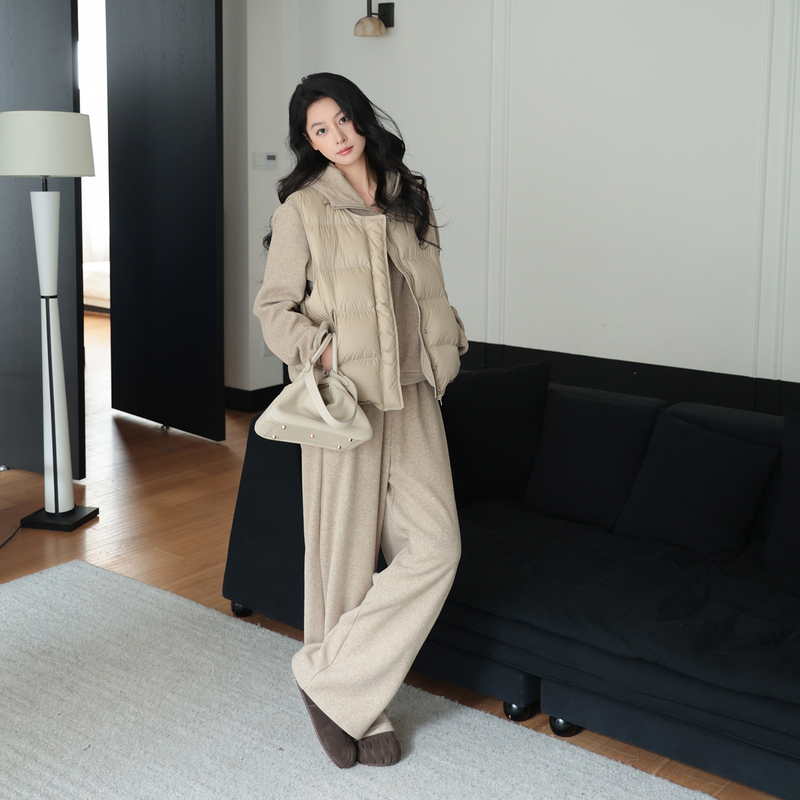 Me Lao Yang's Clothing [Three-Piece Set] White Goose down Fashionable down Jacket Plus Fleece Sweatshirt Casual Pants Set