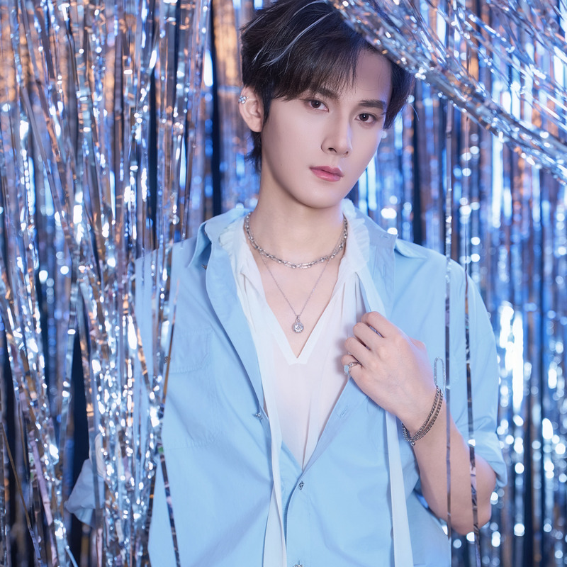 Jiang Heng Celebrity Style Blue Ribbon Shirt for Men, Long-Sleeved, Lapel, High-End Design, Drapey Shirt for Performance Jiang Heng Celebrity Style Blue Ribbon Shirt for Men, Long-Sleeved, Lapel, High-End Design, Drapey Shirt for Performance