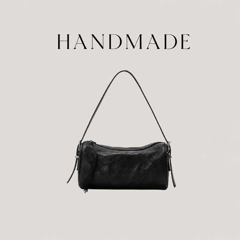 【Black Minimalist Versatile High-End Pillow Bag Niche - a Unique Pen Holder Bag Mini Classic】 【Black Minimalist Versatile High-End Pillow Bag Niche - a Unique Pen Holder Bag Mini Classic】