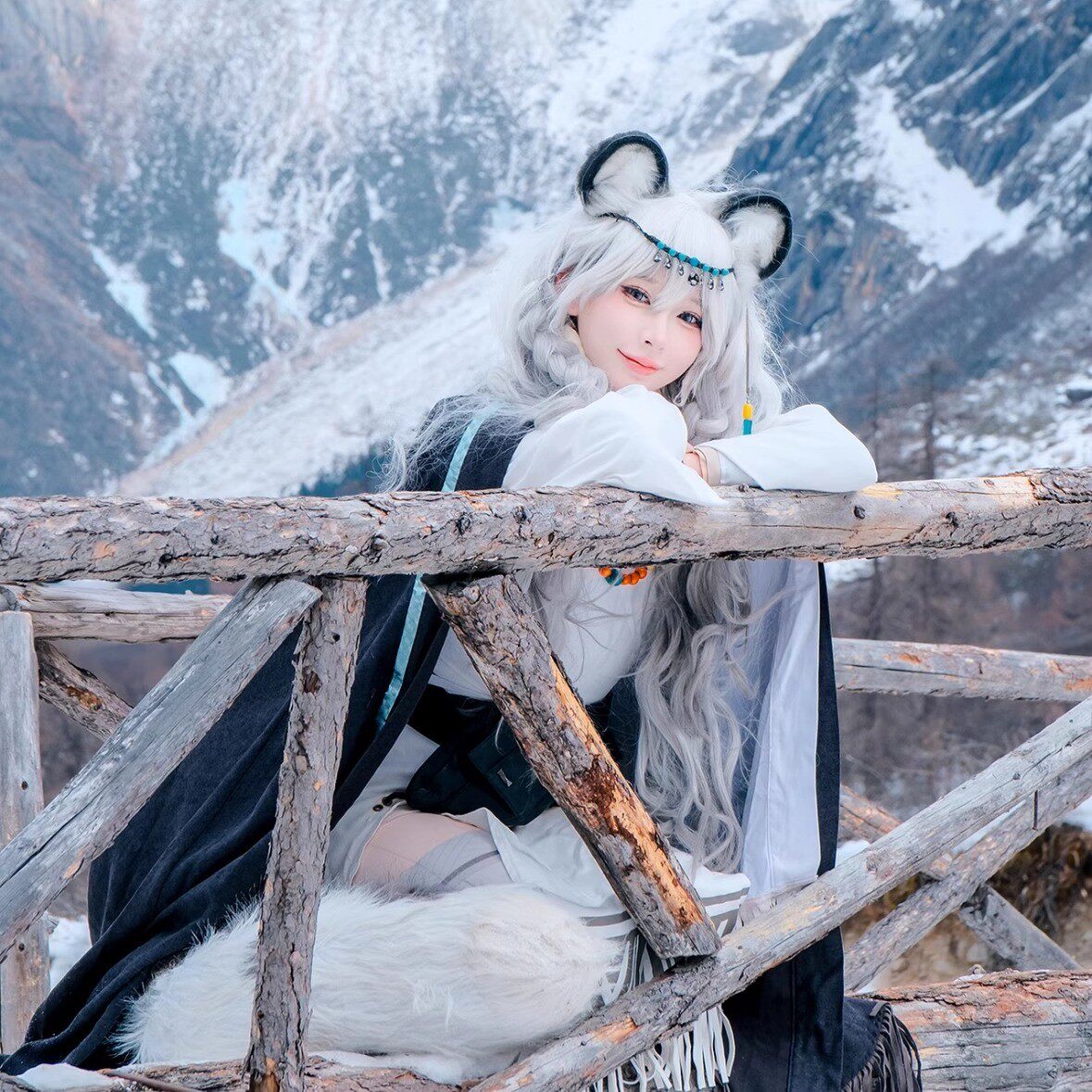 初雪cos服装假发耳朵尾巴 明日方舟全套太香了_Cosplay女装_淘宝游戏网