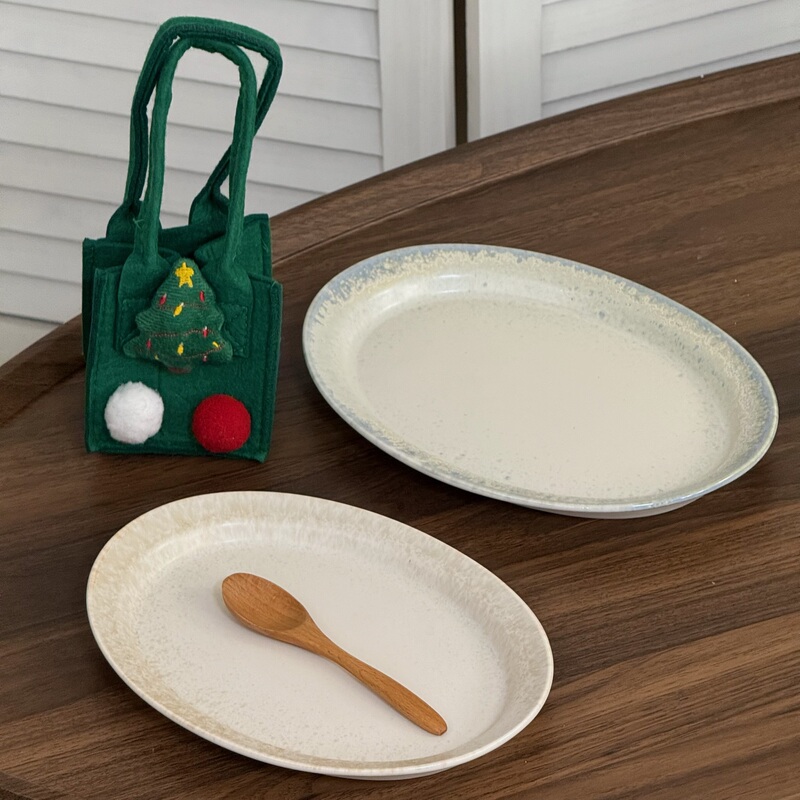 Retro Coarse Pottery Household Tableware Oval Dinner Plate Creative Plate for One Person Breakfast Plate Kiln-Turned Matte Ceramic Plate Retro Coarse Pottery Household Tableware Oval Dinner Plate Creative Plate for One Person Breakfast Plate Kiln-Turned Matte Ceramic Plate