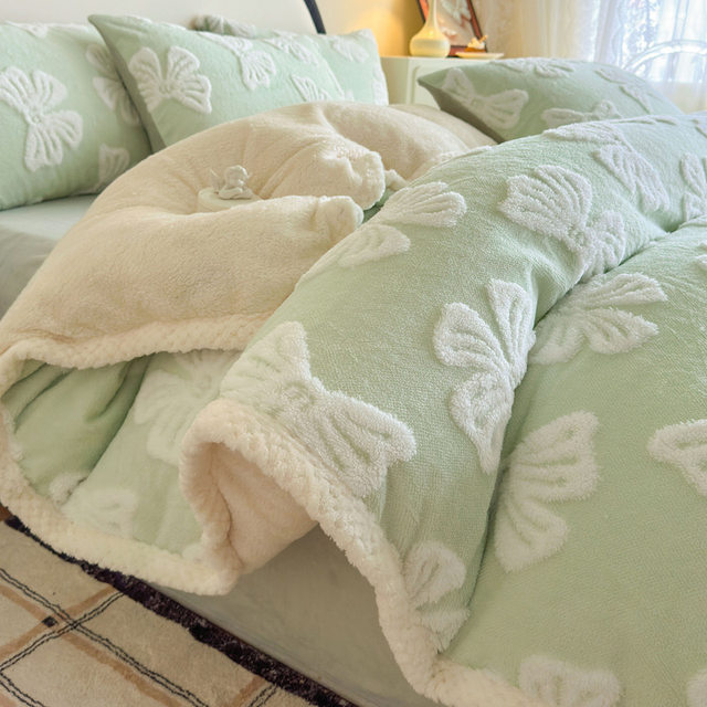 Cationic Jacquard Milk Velvet Four-Piece Set, Class a Thickened Coral Fleece Duvet Cover, Winter Fleece Bed Sheet and Duvet Cover, Nantong