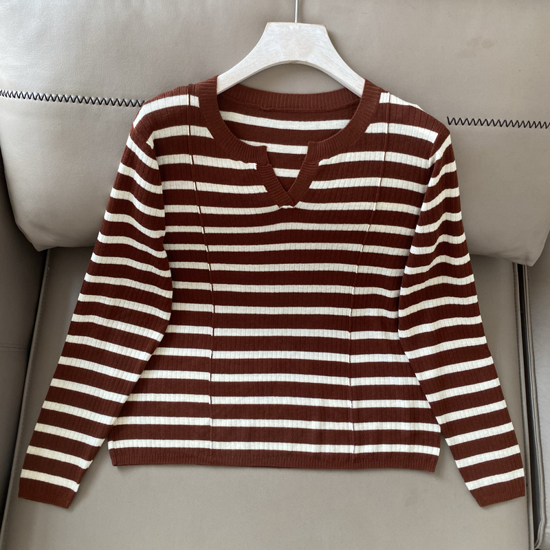 A89 Clearance - No Returns - Thin Blended Wool and Mulberry Silk Knit Sweater V-Neck Striped Sweater Top A89 Clearance - No Returns - Thin Blended Wool and Mulberry Silk Knit Sweater V-Neck Striped Sweater Top