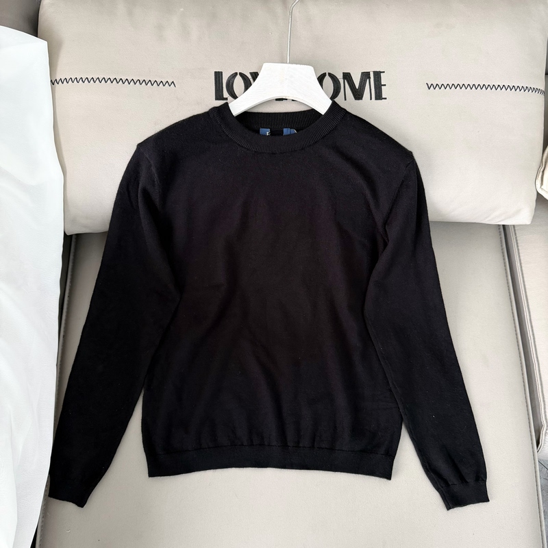 A83 Round Neck Pony Logo Blended Wool Cut-Label Base Knit Sweater Round Neck Black Sweater