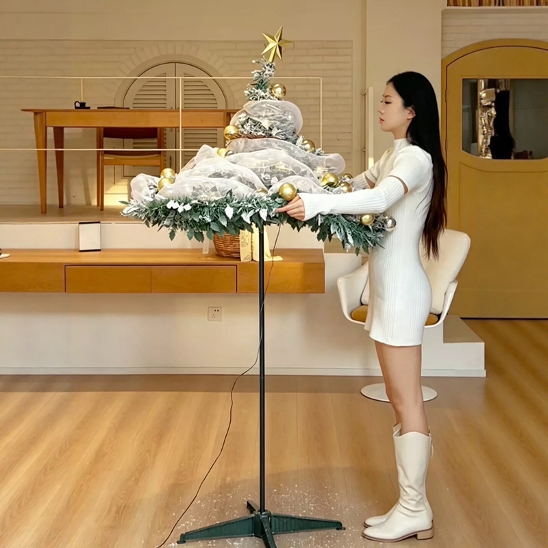 One-Pull-To-Assemble Light-Up Folding Christmas Tree Decoration for Creating a Christmas Atmosphere, Scene Setup, Living Room Floor-Standing Ornament