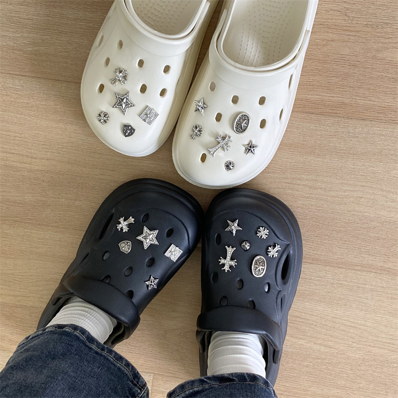 Personalized Sweet and Cool Cross-Shaped Alloy Hole Shoe Charms Suitable for Crocs Shoe Buckles, Metal Decorations