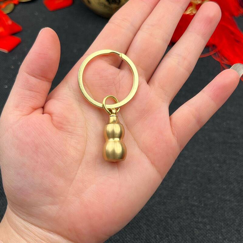 Brass Hollow Gourd Keychain for Good Luck and Safety, Creative Copper Gourd Pendant, Affordable and Long-Lasting Color Brass Hollow Gourd Keychain for Good Luck and Safety, Creative Copper Gourd Pendant, Affordable and Long-Lasting Color