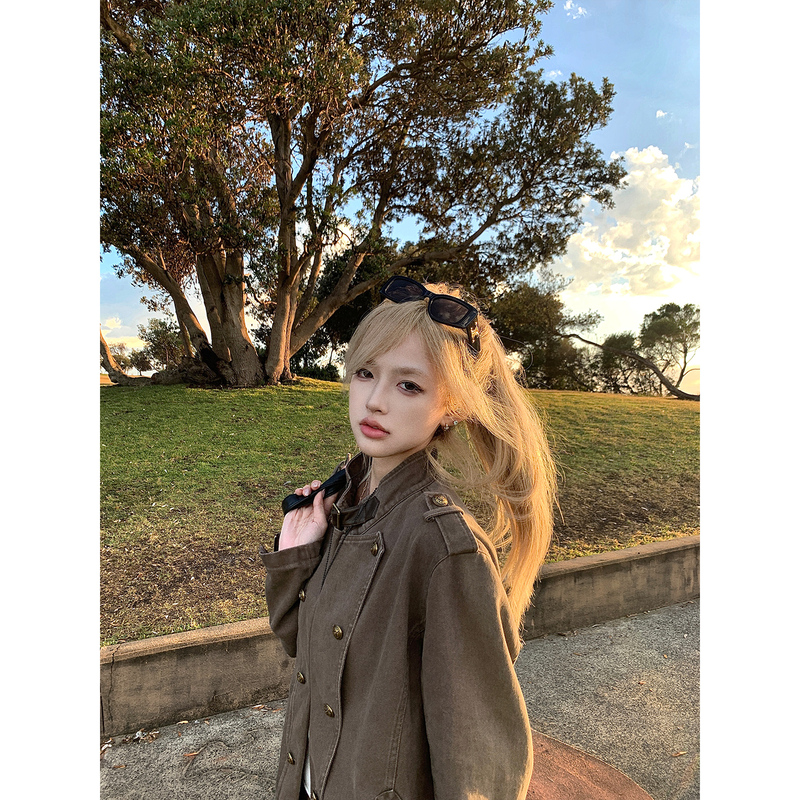 Ceezzzi ■ Louis Modern Stand Collar Workwear Jacket for Women, Niche Design, High-End Short Motorcycle Jacket Ceezzzi ■ Louis Modern Stand Collar Workwear Jacket for Women, Niche Design, High-End Short Motorcycle Jacket