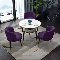 Темно-фиолетовый тканевый стол и три стула