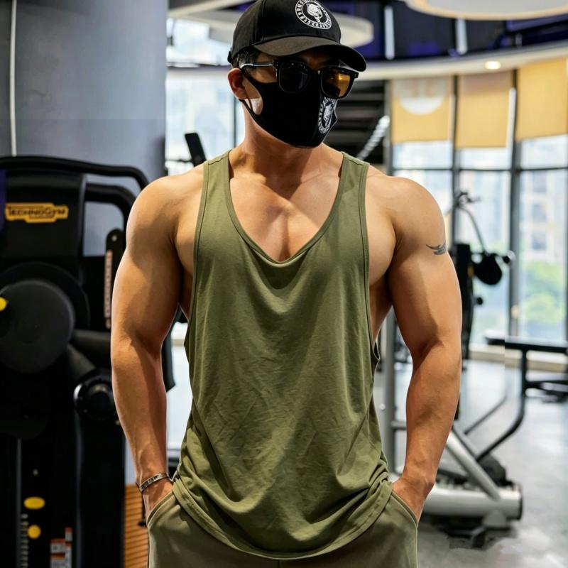 Solid Color Fitness Tank Top for Men, Summer Muscle-Enhancing Sleeveless Sports Vest with Open Back Design Solid Color Fitness Tank Top for Men, Summer Muscle-Enhancing Sleeveless Sports Vest with Open Back Design