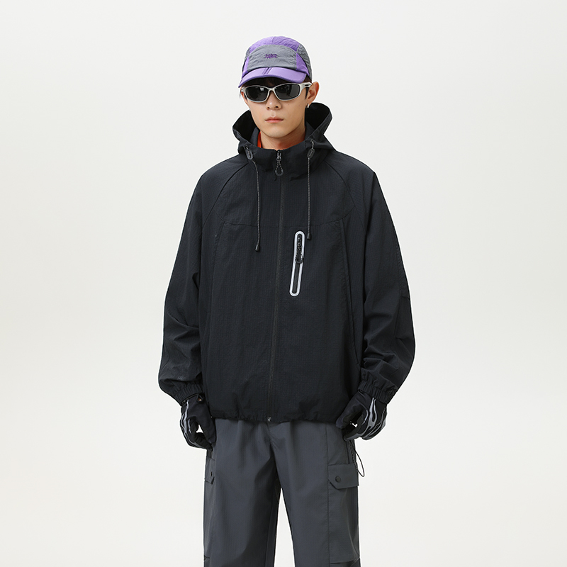 American-Style Functional Windproof and Water-Repellent Jacket, Hiking and Mountaineering Hooded Jacket, Same Style for Couples, Outdoor Sports Jacket