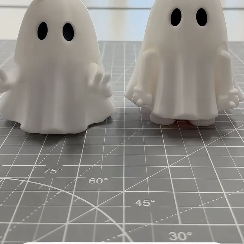 New 2026 Halloween Gift Little Ghost Figurine, Same Style as on Xiaohongshu, 3D Pressable Little Ghost Stress Relief Figurine