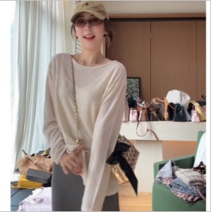 Clothing Length 62【Cute and High-End Ready Stock】Lazy Casual Style Loose Long-Sleeved Top Bb51041 Clothing Length 62【Cute and High-End Ready Stock】Lazy Casual Style Loose Long-Sleeved Top Bb51041