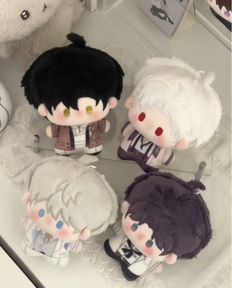 Love and Deepspace Fan-Made 3.94 in Birthday Plush Charms