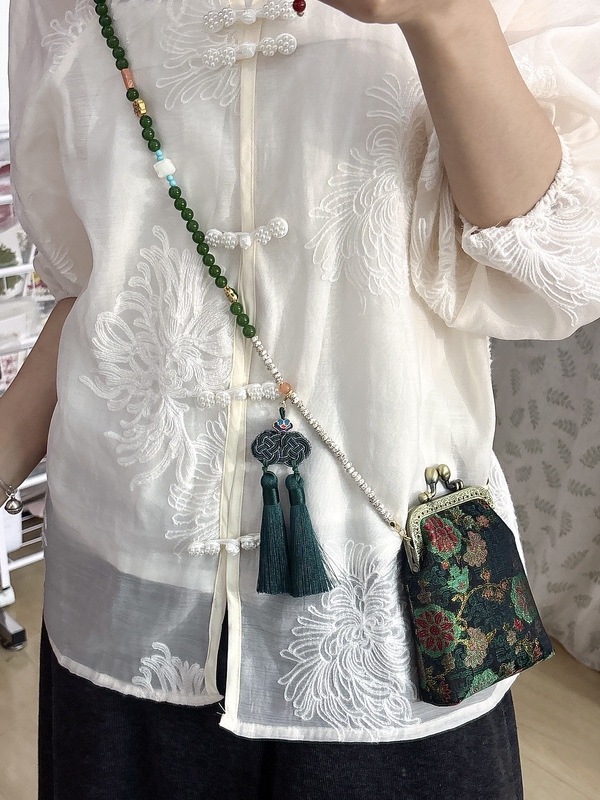 National Style Patterned Chain Bag, New Chinese Style Retro Sandalwood Natural Stone Necklace, Crossbody Chain Coin Purse National Style Patterned Chain Bag, New Chinese Style Retro Sandalwood Natural Stone Necklace, Crossbody Chain Coin Purse