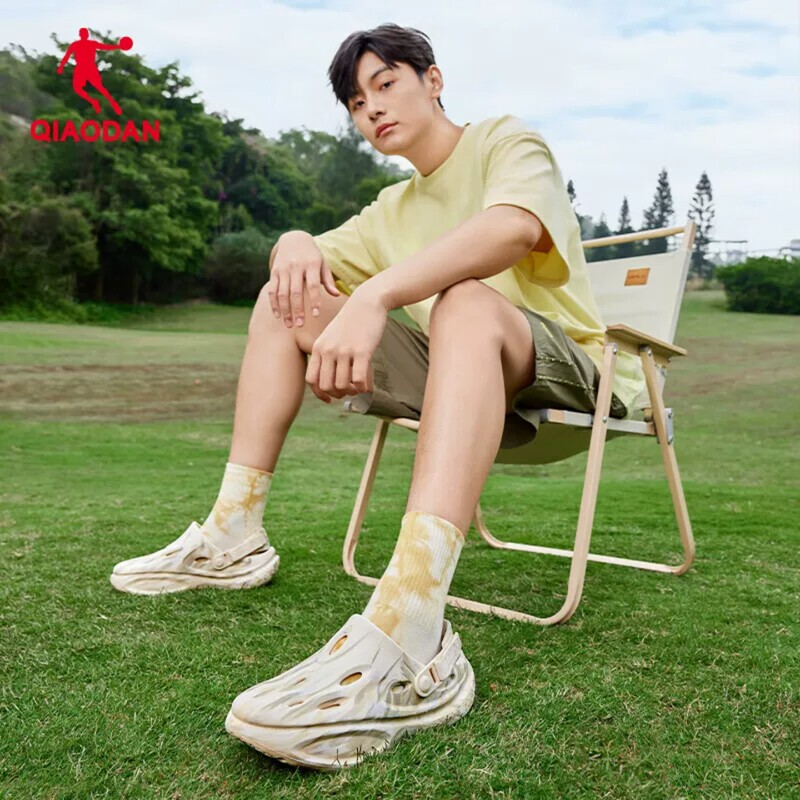 Floating Cloud Jordan Breathable Hole Shoes Men's 2026 Summer New Style Hollow Soft Sole Slippers Beach Sandals Sports Shoes Men Floating Cloud Jordan Breathable Hole Shoes Men's 2026 Summer New Style Hollow Soft Sole Slippers Beach Sandals Sports Shoes Men