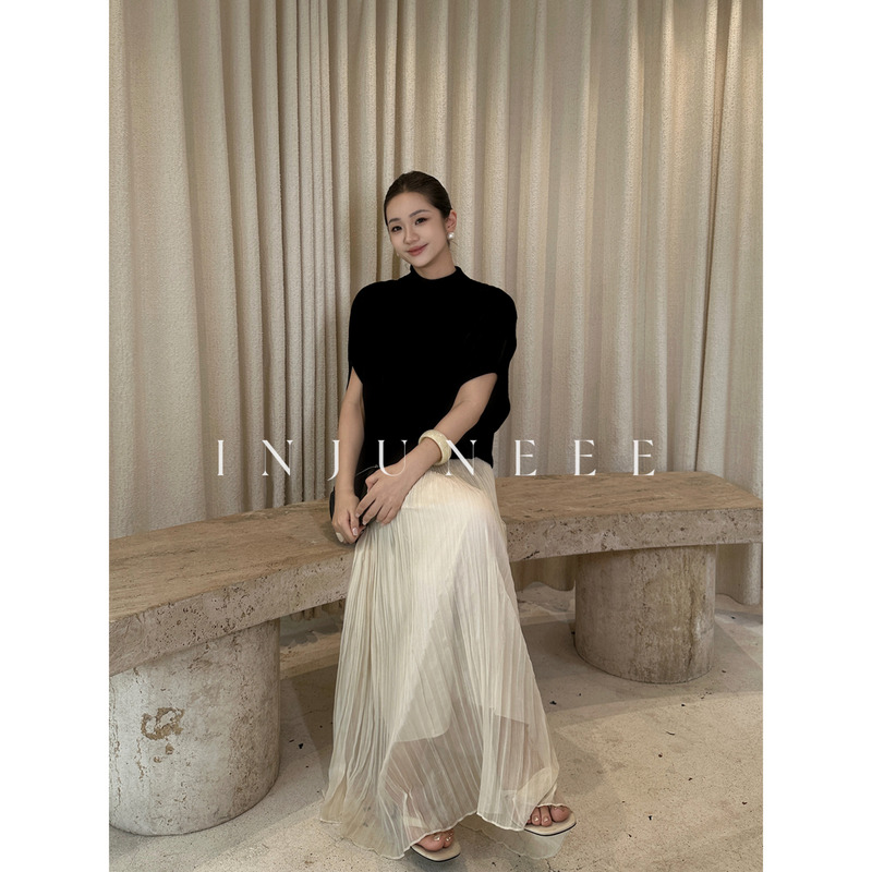 Liu Jiujiu Injuneee Swan Lament Black Velvet Top Women's High Neck Design Cape Early Autumn Outfit Liu Jiujiu Injuneee Swan Lament Black Velvet Top Women's High Neck Design Cape Early Autumn Outfit