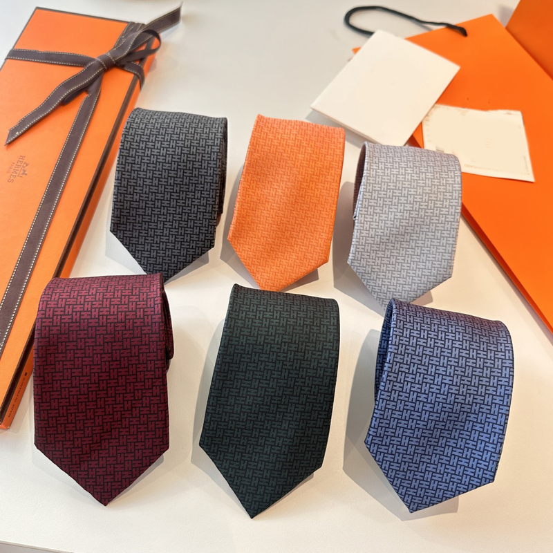 H Brand Tie, Heart Tie, Gift for Friends, Graduation, Birthday, Work, Wedding Gift, 7cm Gift Box