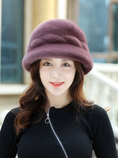 Middle-aged and elderly women's mink hat mink fur warm winter mink velvet mink mother fur whole mink ear protection sun hat