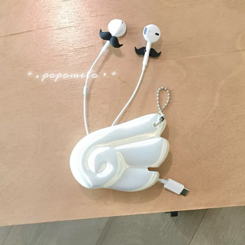3D Wings Wired Headphone Cable Storage Box ins Cute and Beautiful Bag Pendant Decoration Gift