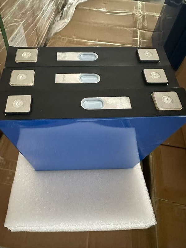 Ganfeng 200Ah Lithium Iron Battery Cell 3. 2V Capacity 200, Dimensions 36-200-218mm, Weight 3.5kg.