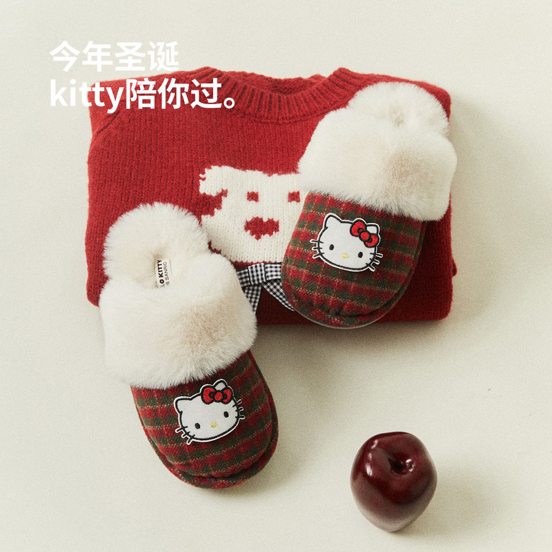 Christmas Hello Kitty Retro Plaid Plush Slippers for Women in Winter, Cute Closed-Back Home Slippers with Soft Soles, Non-Slip and Warm Cotton Slippers Christmas Hello Kitty Retro Plaid Plush Slippers for Women in Winter, Cute Closed-Back Home Slippers with Soft Soles, Non-Slip and Warm Cotton Slippers