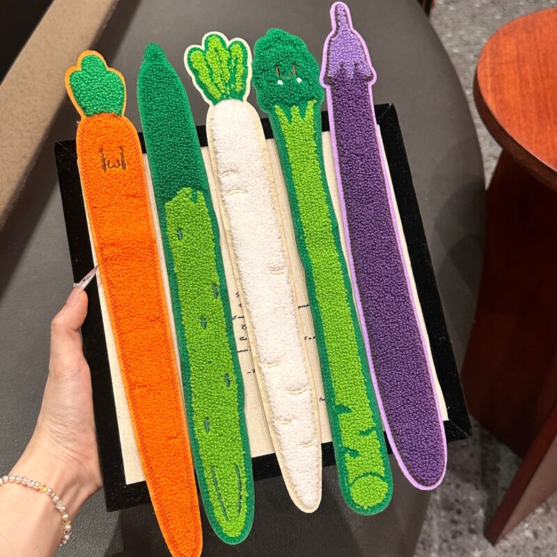 Fun and Quirky Realistic Vegetable Hair Clips Magic Tape Sweet Girl Cartoon Seamless Bangs Stickers Face Washing Makeup Hair Accessories