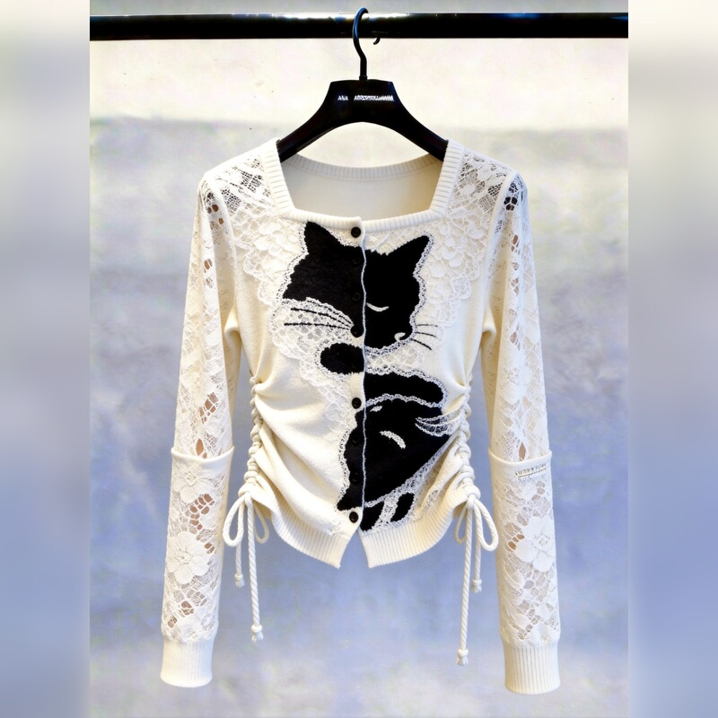 Lace Patchwork Cat Pattern Shirt for Women, Long-Sleeved, Round Neck, Drawstring, Slimming, Fashionable Top, New for Autumn 2026 Lace Patchwork Cat Pattern Shirt for Women, Long-Sleeved, Round Neck, Drawstring, Slimming, Fashionable Top, New for Autumn 2026