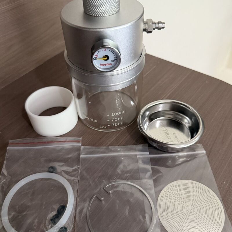 Topyous Outdoor Portable Pneumatic Coffee Machine with Stable 9Bar Pressure Air Pump Version Camping Version