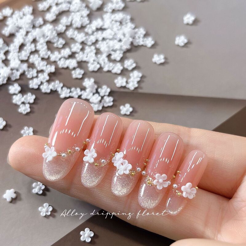 New Spring and Summer White Simple Small Flower Nail Art Accessories Spring Three-Dimensional Five-Petal Flower Nail Art Three-Dimensional Ornaments Small Flowers