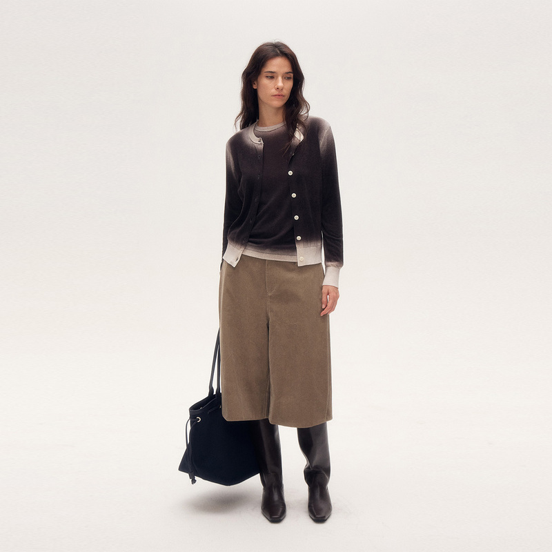 Chelchel Autumn and Winter New Retro Low-Waist Corduroy Mid-Length Pants, Casual Style Slimming Wide-Leg Pants for Women Chelchel Autumn and Winter New Retro Low-Waist Corduroy Mid-Length Pants, Casual Style Slimming Wide-Leg Pants for Women