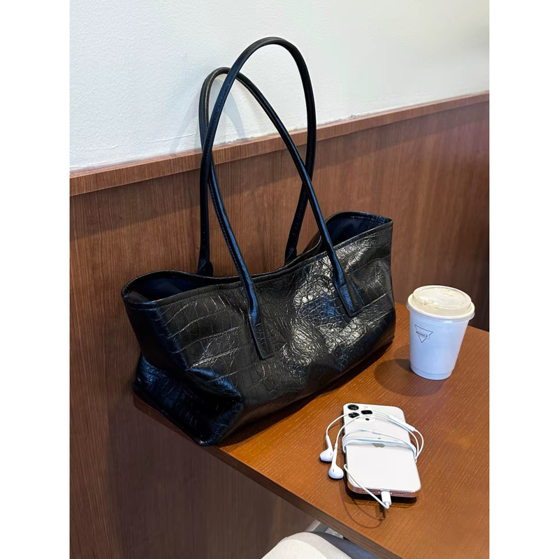 Cliang Kitty2026 New Simple Black Crocodile Pattern Tote Bag Large Capacity Commuter Underarm Handbag